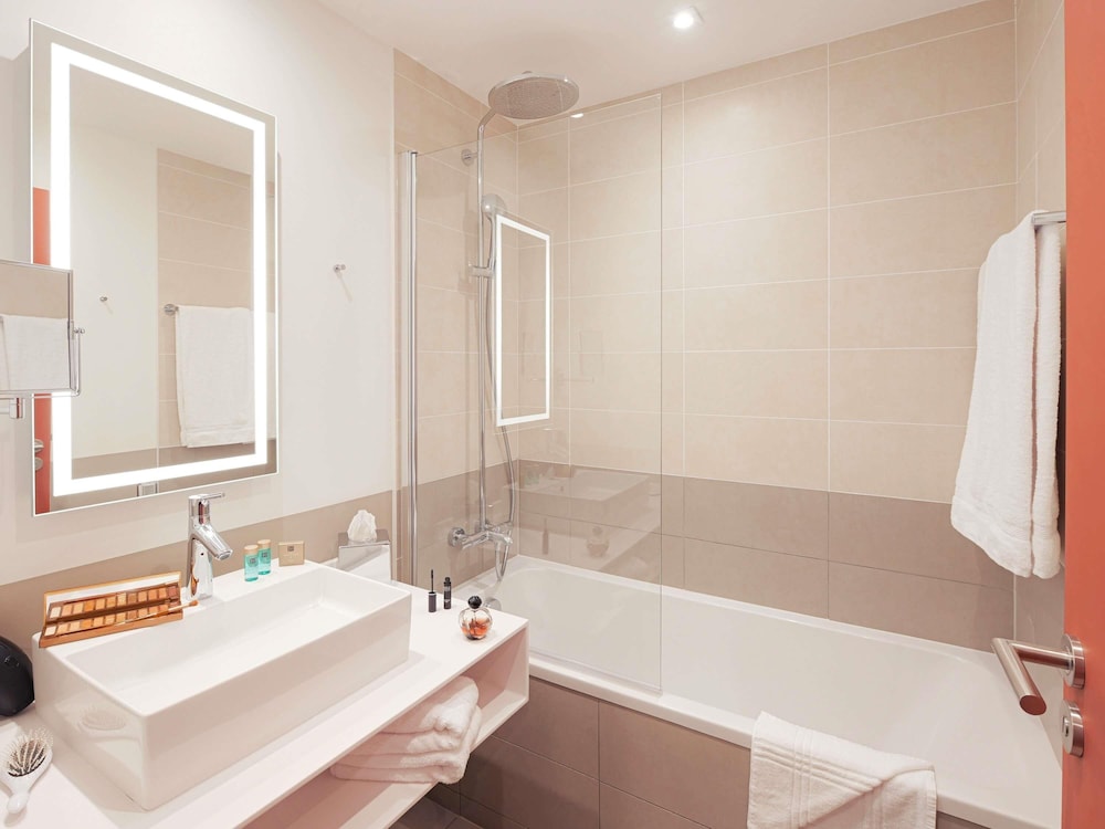 Habitación Clásica - 2 camas individuales del hotel Novotel Annemasse Centre - Porte De Genève. Foto 5