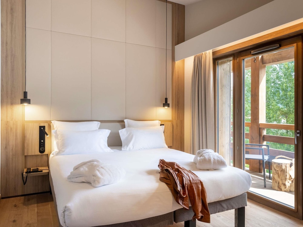 Suite Junior del hotel Novotel Megève Mont-blanc. Foto 4
