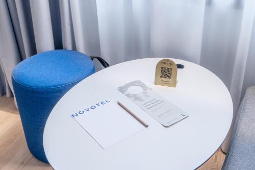 Habitación Doble Clásica del hotel Novotel Deauville Plage. Foto 8