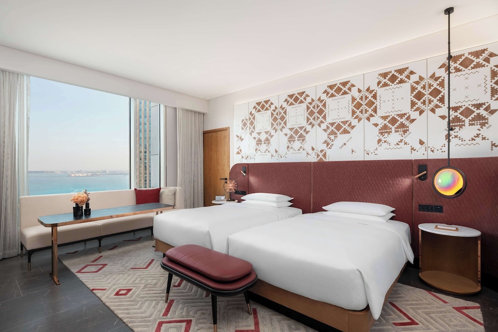 2 Camas Individuales con Vistas al Mar del hotel Andaz Doha, A Concept By Hyatt