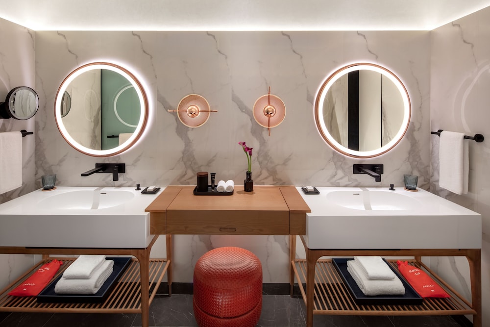 2 Camas Individuales con Vistas al Mar del hotel Andaz Doha, A Concept By Hyatt. Foto 5