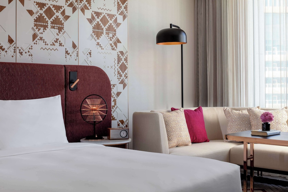 1 Cama King del hotel Andaz Doha, A Concept By Hyatt