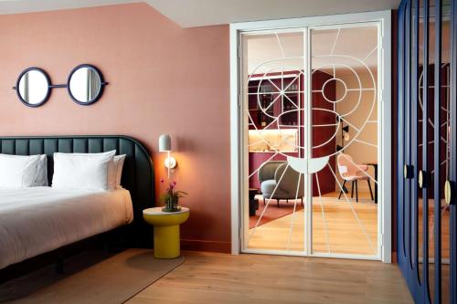Suite Masterpiece de dos dormitorios del hotel Art'otel London Battersea Power Station, Powered by Radisson Hotels