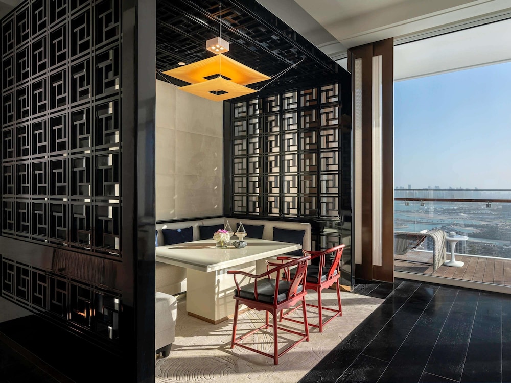 Suite Temática Shanghái de Dos Habitaciones del hotel Fairmont Doha. Foto 3