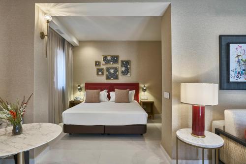Suite Junior del hotel Vincci Molviedro Suites. Foto 2