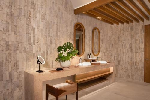 Suite Luna de Miel con vistas al océano del hotel Impression Isla Mujeres by Secrets – Adults only – All Inclusive. Foto 2