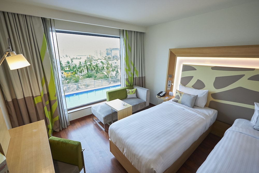 Habitación Superior - Cama King del hotel Novotel Chennai Omr. Foto 4