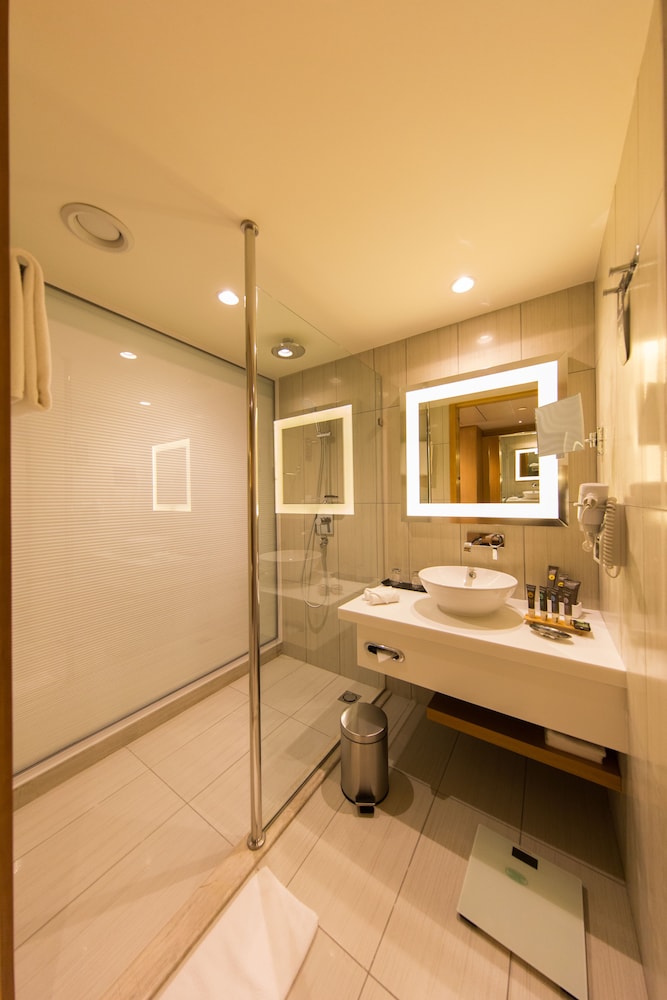 Habitación Superior - Cama King del hotel Novotel Chennai Omr. Foto 11