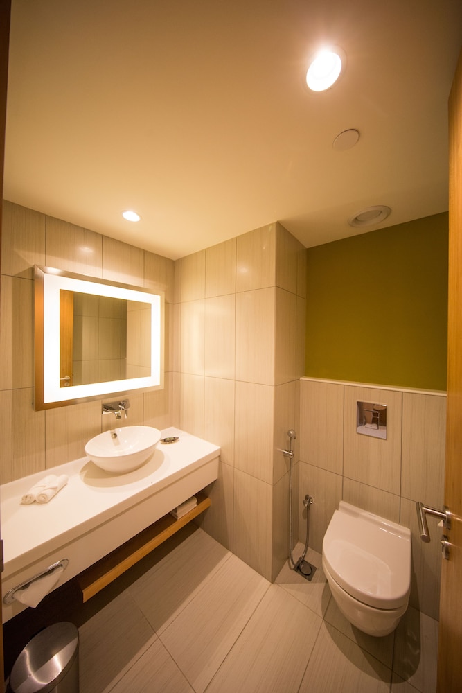 Habitación Superior - Cama King del hotel Novotel Chennai Omr. Foto 12