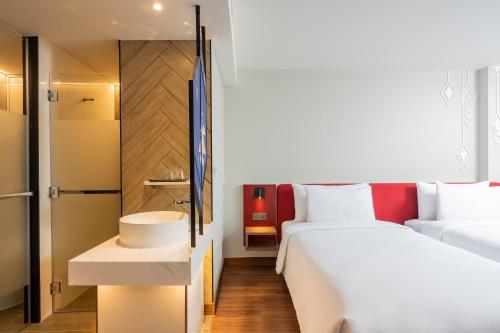 Habitación Doble Superior - 2 camas del hotel Centara Life Hotel Bangkok Phra Nakhon. Foto 2