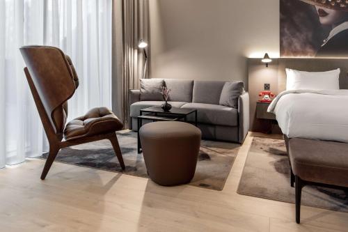 Suite Junior con terraza del hotel Radisson RED Oslo Okern. Foto 1