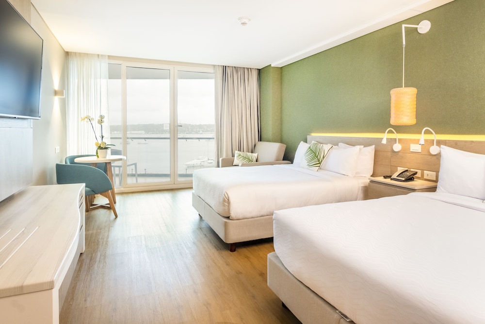Habitación estándar con 2 camas individuales y vista al mar del hotel Grand Sirenis San Andres. Foto 2