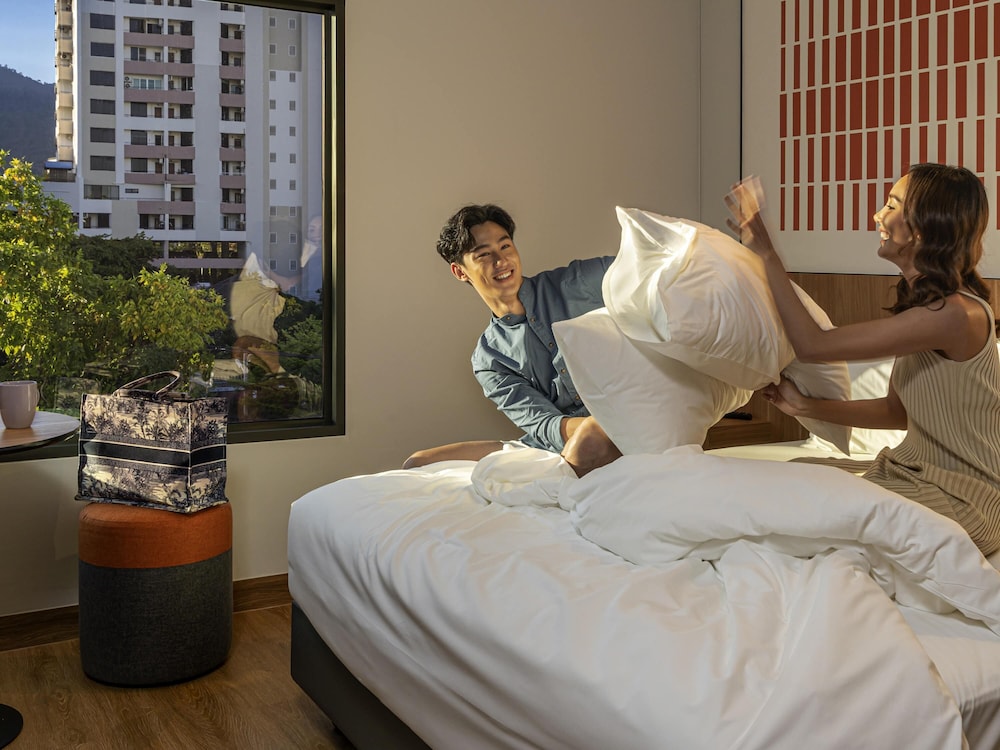 Habitación Estándar con Cama King, Lado de la Montaña del hotel Ibis Chiang Mai Nimman Journeyhub