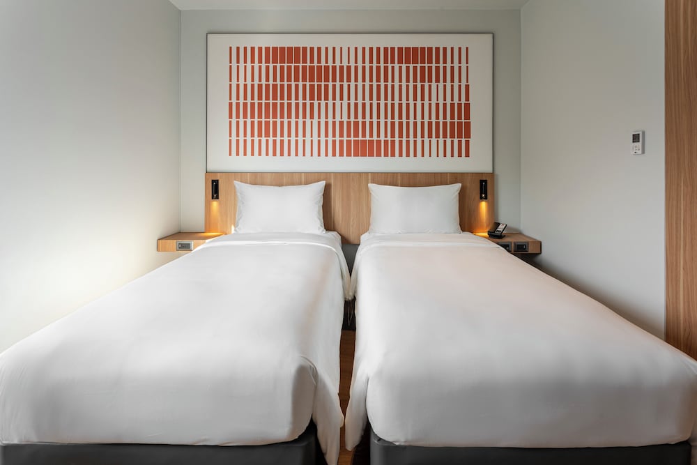 Habitación Estándar con Dos Camas Individuales, Lado de la Montaña del hotel Ibis Chiang Mai Nimman Journeyhub. Foto 3