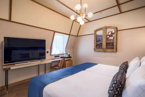 Habitación Deluxe del hotel Canfranc Estación, A Royal Hideaway - Gran Lujo. Foto 3