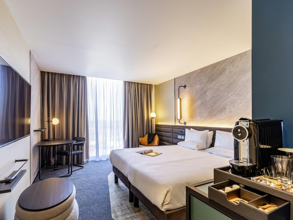 Habitación Ejecutiva con 1 Cama Súper King del hotel Novotel Liverpool Paddington Village. Foto 4