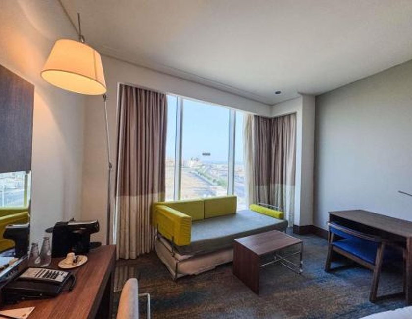 Habitación doble Vista Montaña 1 Cama doble del hotel Novotel Jazan. Foto 5