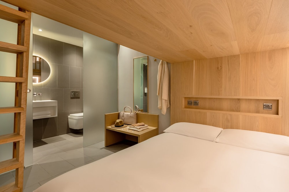 Habitación del hotel Zedwell Piccadilly Circus. Foto 1