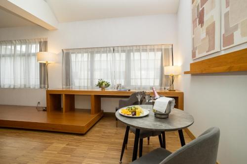Suite del hotel Villa Odón. Foto 6