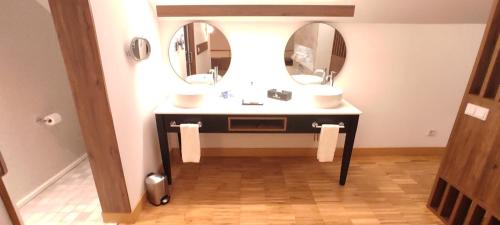 Suite del hotel Villa Odón. Foto 12