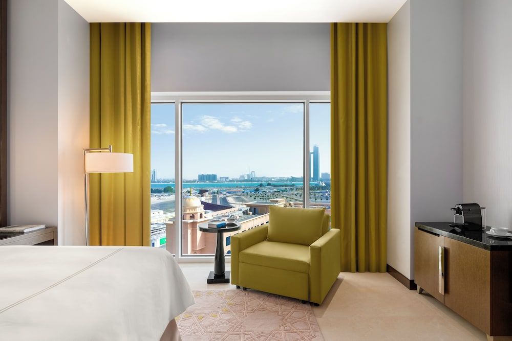 Habitación Superior del hotel Rixos Marina Abu Dhabi. Foto 9