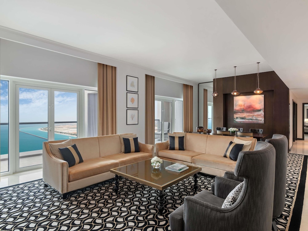 Suite King de Dos Dormitorios del hotel Rixos Marina Abu Dhabi