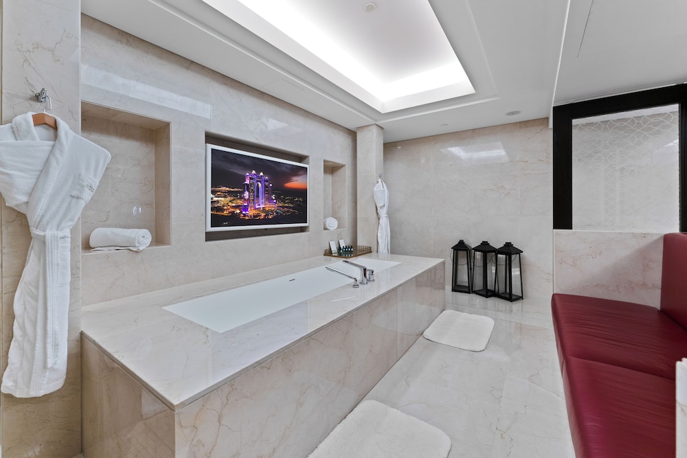 Suite Presidencial de Tres Dormitorios del hotel Rixos Marina Abu Dhabi. Foto 11