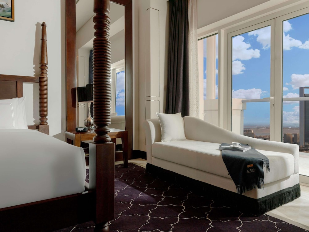 Suite Real de Cuatro Dormitorios del hotel Rixos Marina Abu Dhabi. Foto 1