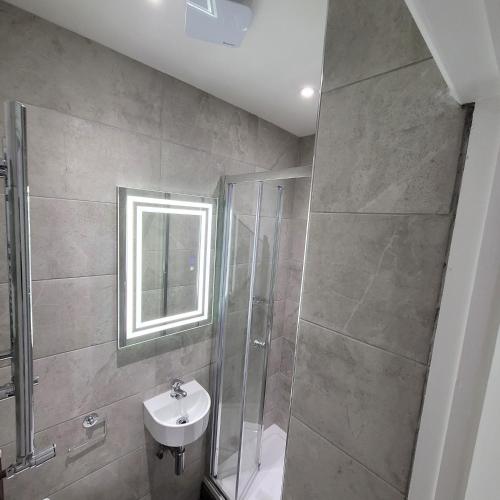 Habitación Individual con baño privado del hotel Argyle Square. Foto 7