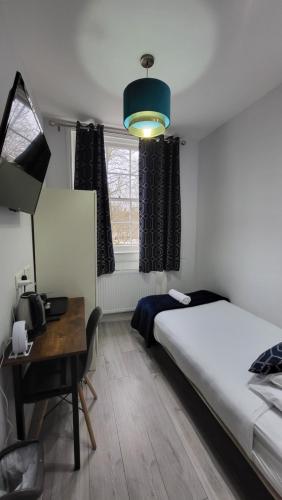 Habitación Individual con baño privado del hotel Argyle Square. Foto 17