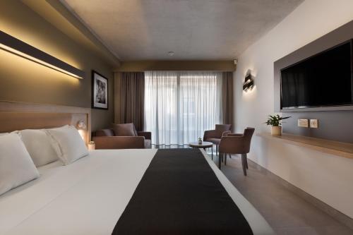 Habitación Doble Superior - 1 o 2 camas del hotel Azur by ST Hotels. Foto 8