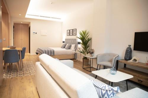 Estudio Superior del hotel nQn Aparts and Suites Sevilla. Foto 9