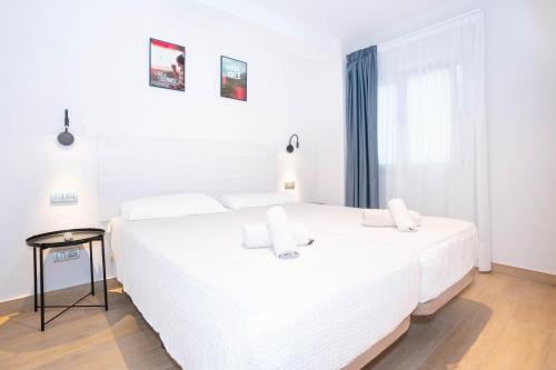 Apartamento Superior 1 habitación Vista ciudad Sofá Cama incluido 2 Camas individuales del hotel URBANSEA Las Palmas. Foto 8