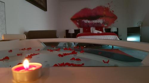 Habitación Doble con bañera de hidromasaje del hotel Finca El Pastel. Foto 11