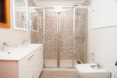 Habitación Doble con vistas al mar del hotel Finca El Pastel. Foto 11