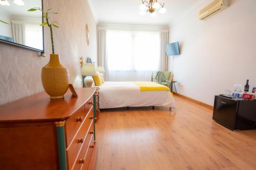 Habitación Doble con vistas al mar del hotel Finca El Pastel. Foto 18