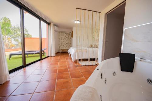 Habitación Doble Deluxe del hotel Finca El Pastel. Foto 13