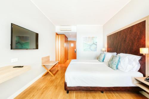 Habitación Superior con vistas al mar del hotel Vila Baleira Funchal