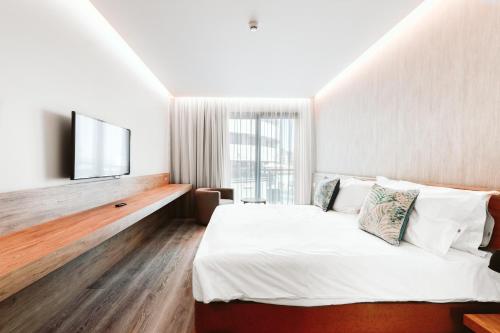 Habitación Doble Deluxe del hotel Vila Baleira Funchal. Foto 10
