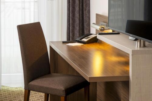 Superior Queen Room - Higher Floor/Non - Smoking del hotel Best Western Plus Koeln City. Foto 2
