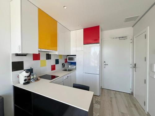 Habitación doble Con Cocina Vista ciudad Sofá Cama incluido 1 Cama doble del hotel E-kilibrio and Apart-suites. Foto 1