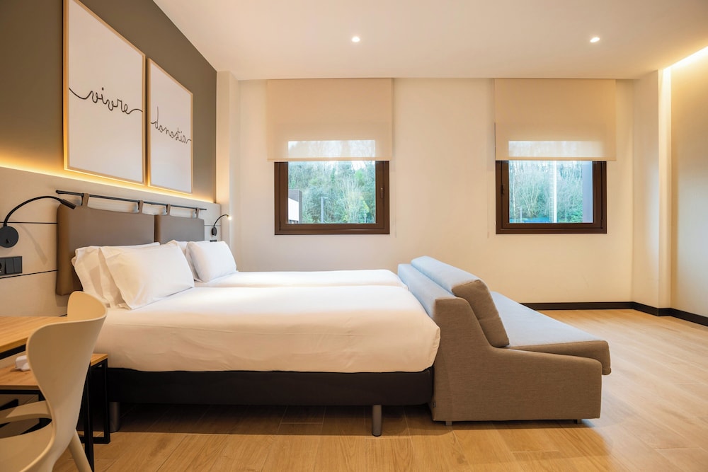 Habitación Deluxe del hotel Leonardo San Sebastián