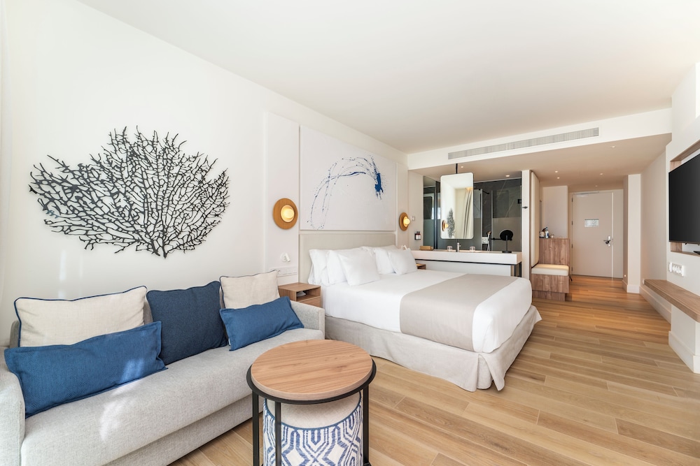 Habitación superior del hotel Barceló Playa Blanca. Foto 2