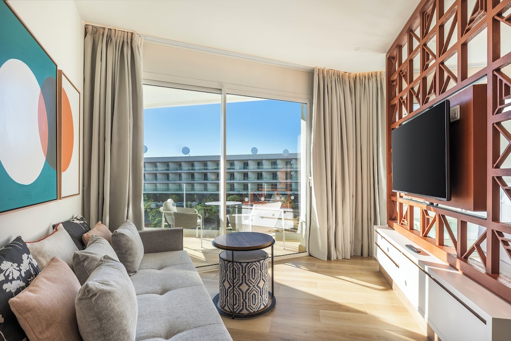 Suite junior del hotel Barceló Playa Blanca. Foto 2