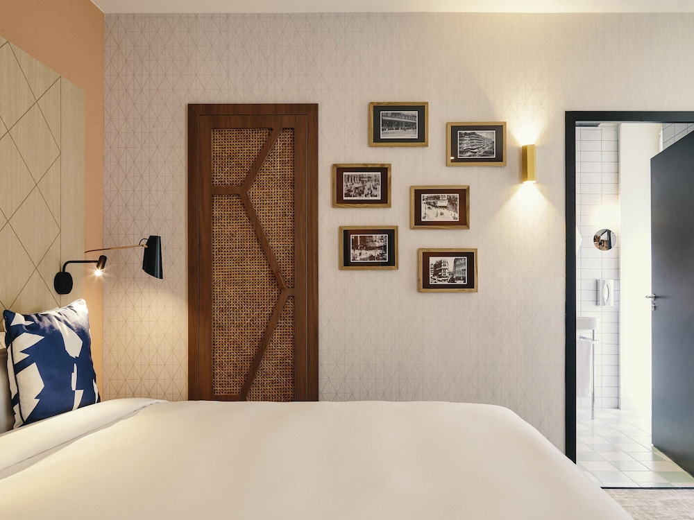Suite: ideal para una familia, 1 cama doble y 1 sofá cama para dos personas del hotel Hôtel Mercure Marseille Canebière. Foto 1