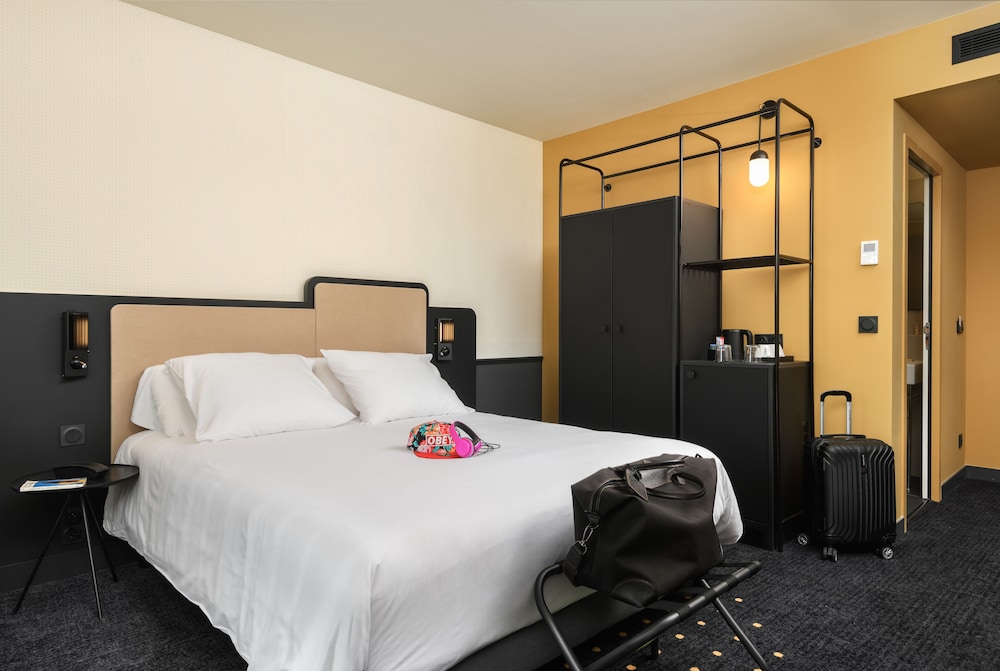 Habitación Superior con 1 cama doble del hotel Mercure Bordeaux Centre Gare Atlantic. Foto 1