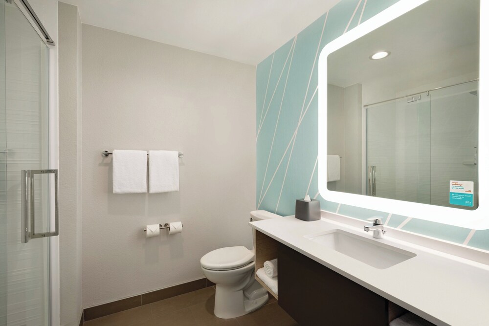 Habitación estándar, 2 camas dobles del hotel Avid Brooklyn Dyker Heights, An Ihg. Foto 2