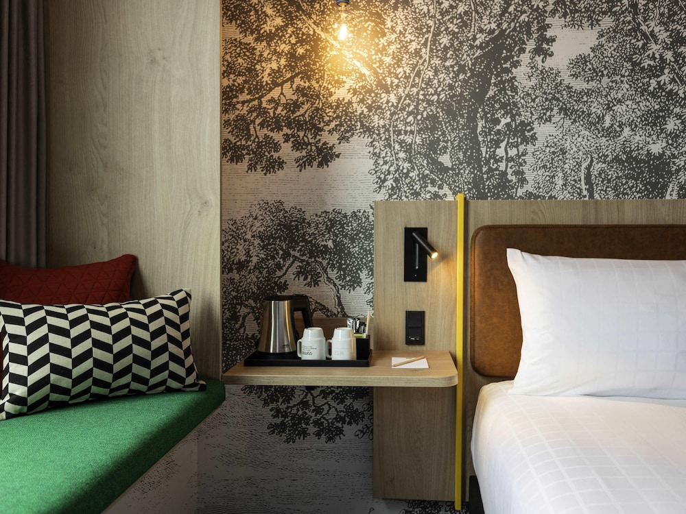 Habitación estándar con 2 camas individuales del hotel Ibis Styles Copenhagen Orestad. Foto 3