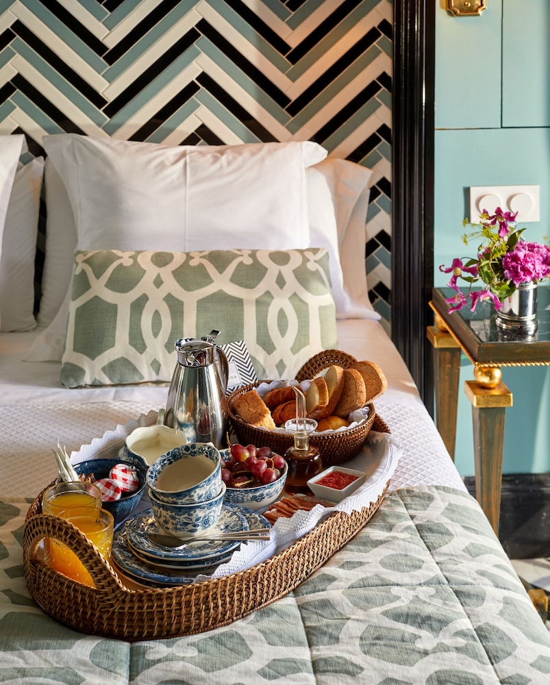 Habitación superior con 1 cama doble o 2 individuales del hotel Triana House. Foto 7