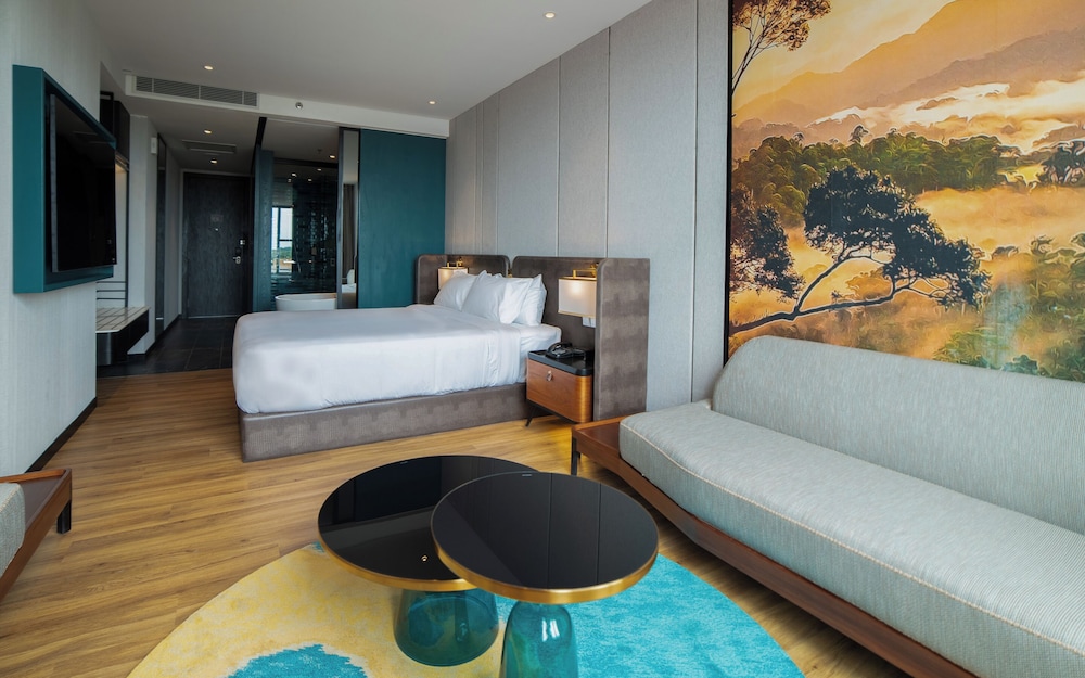 SUITE JUNIOR con 1 cama king size del hotel Mercure Miri City Centre. Foto 3